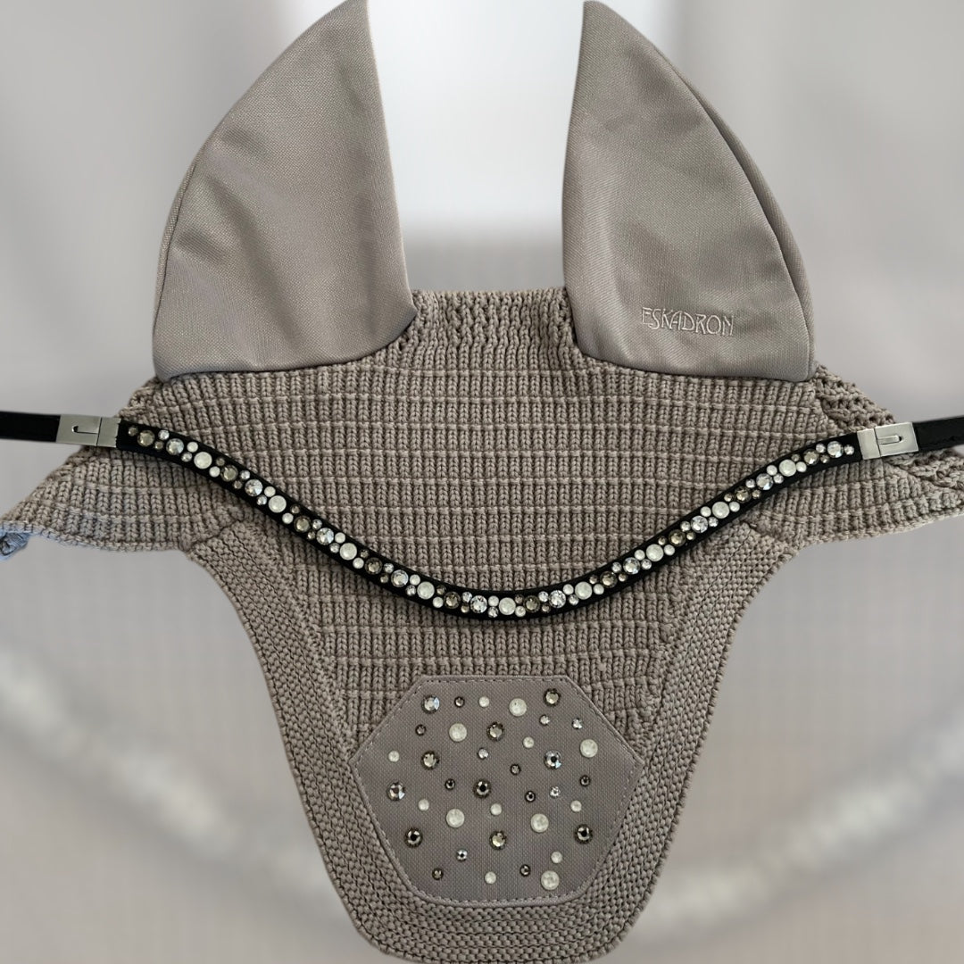 „Creme Couture“ cremefarbene Fliegenohren mit funkelnden Kristallen und farblich passenden Stirnriemen mit Klick-Schnellwechselsystem