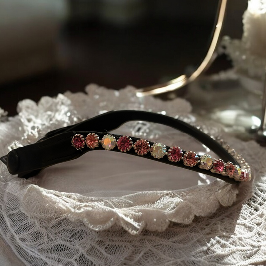 „Vintage Rosé“
Luxuriöser Stirnriemen mit schnellwechsel System, Lederfarbe schwarz